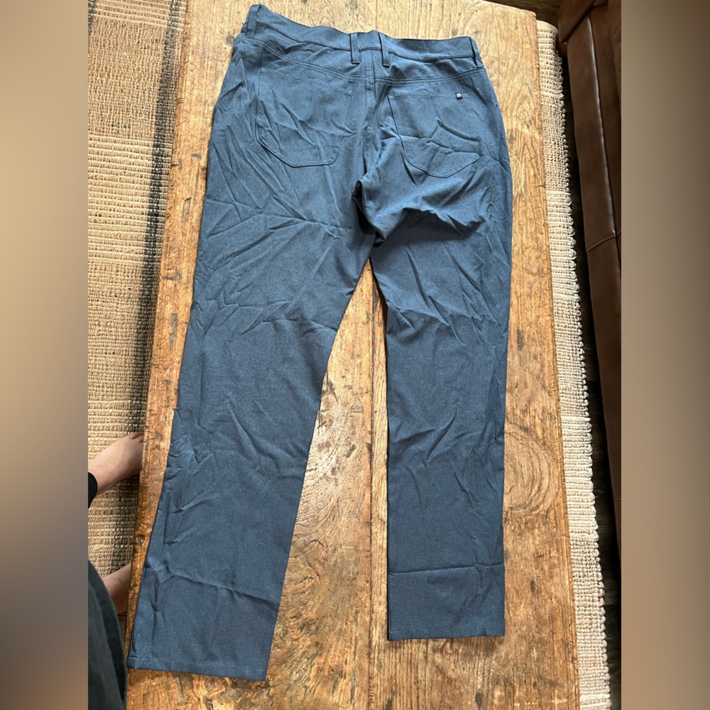 Travis Mathew Golf Pants 35x32 Men’s Blue